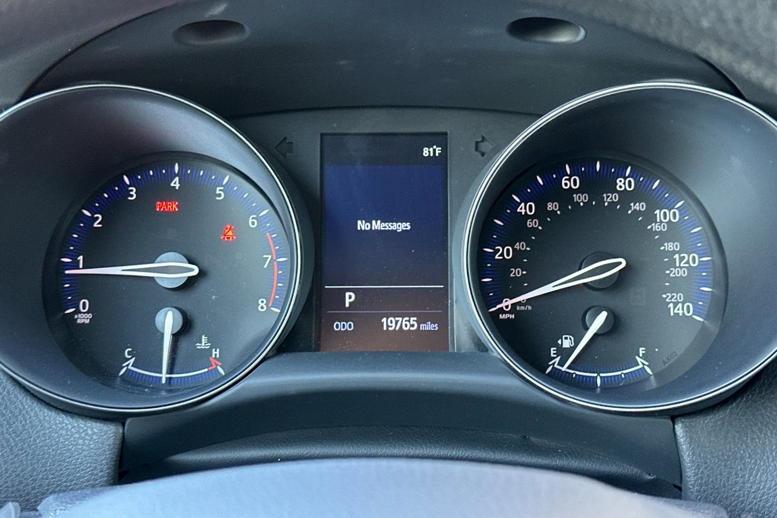 Used 2019 Toyota C-HR LE FWD image 23