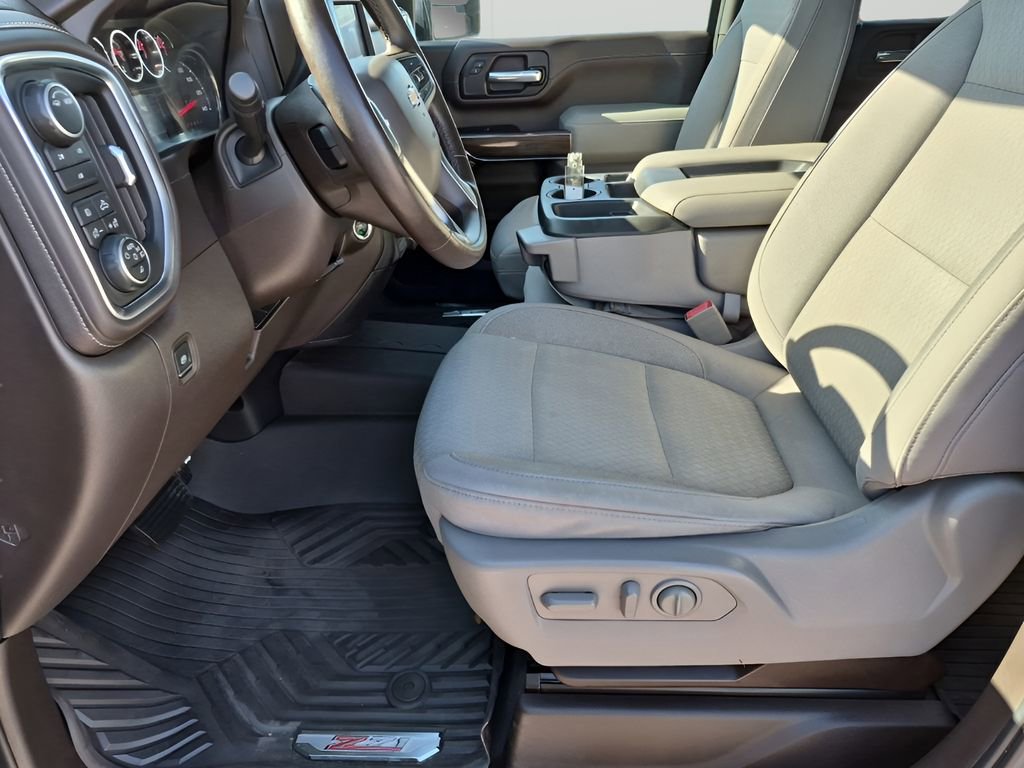 Used 2020 Chevrolet Silverado 2500 LT w/ All Star Edition image 31