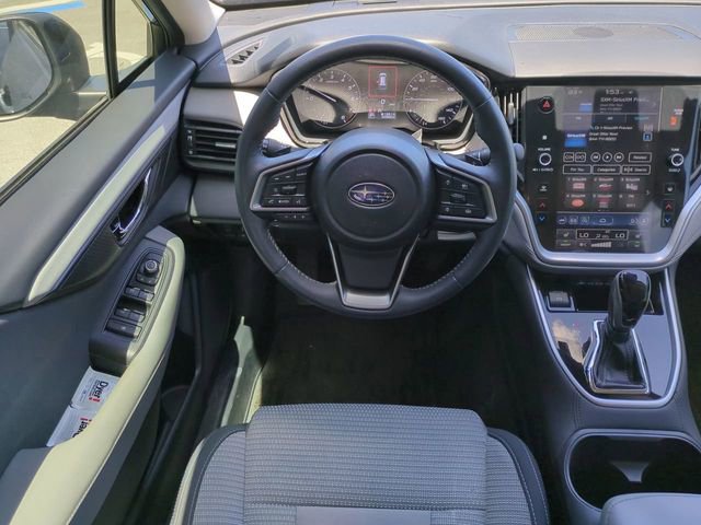 Used 2024 Subaru Outback Premium AWD/4WD image 17