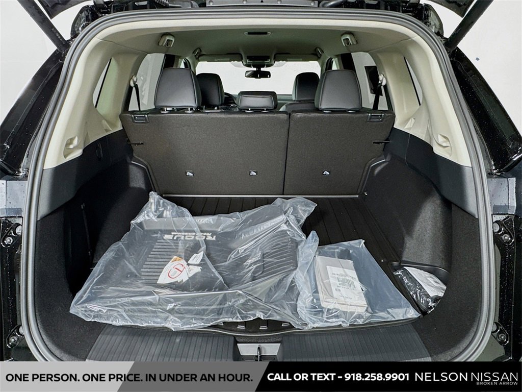 New 2026 Nissan Rogue SV image 24