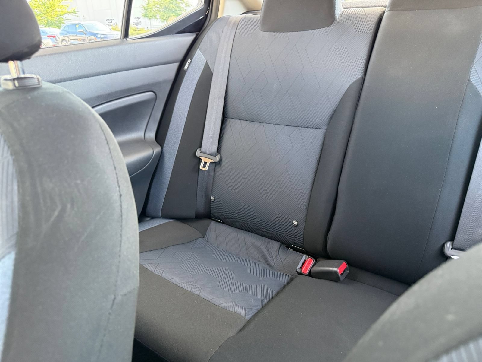 Used 2025 Nissan Versa SV FWD image 39
