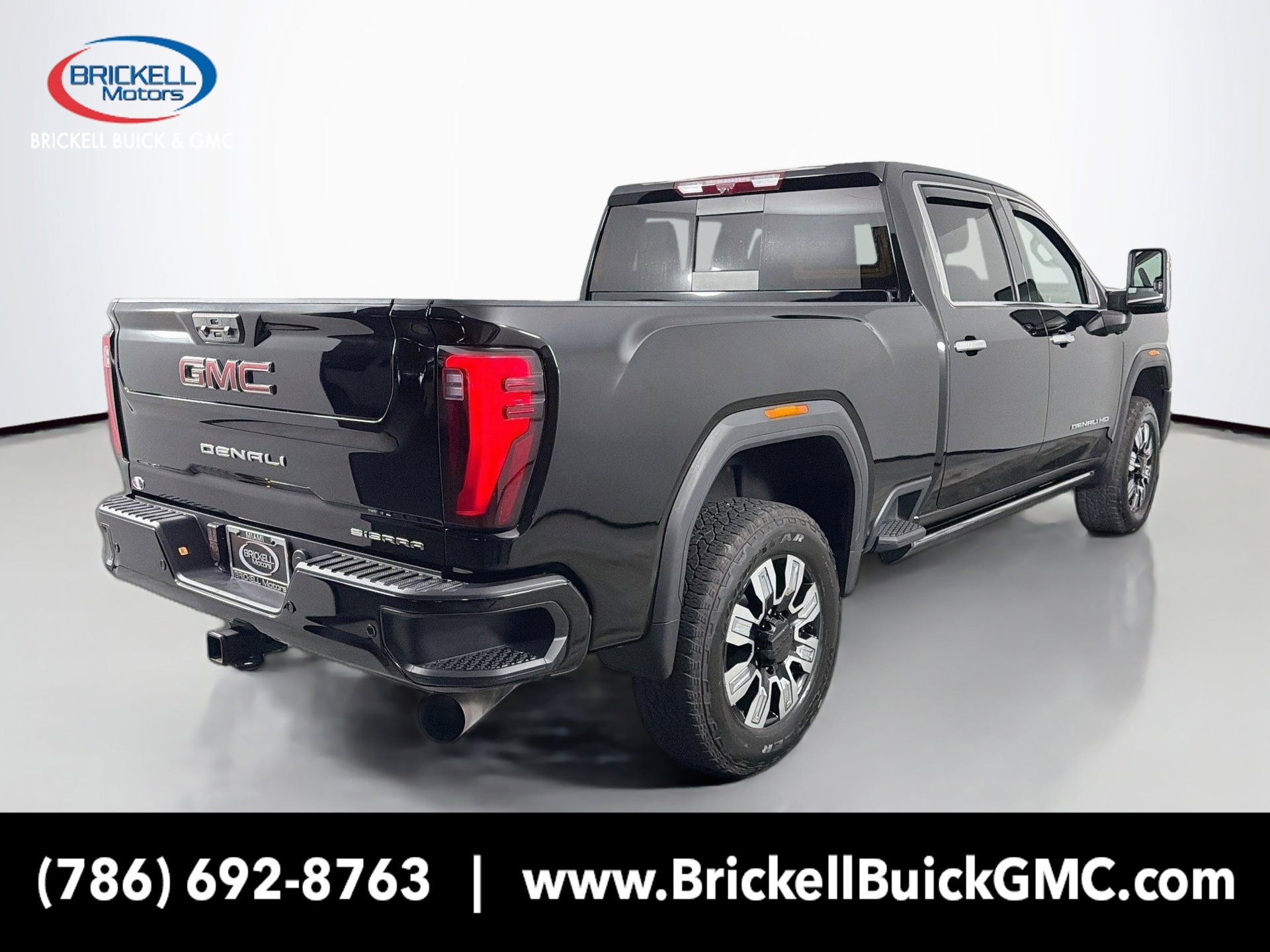 Used 2025 GMC Sierra 2500 Denali w/ Denali Reserve Package AWD/4WD image 6