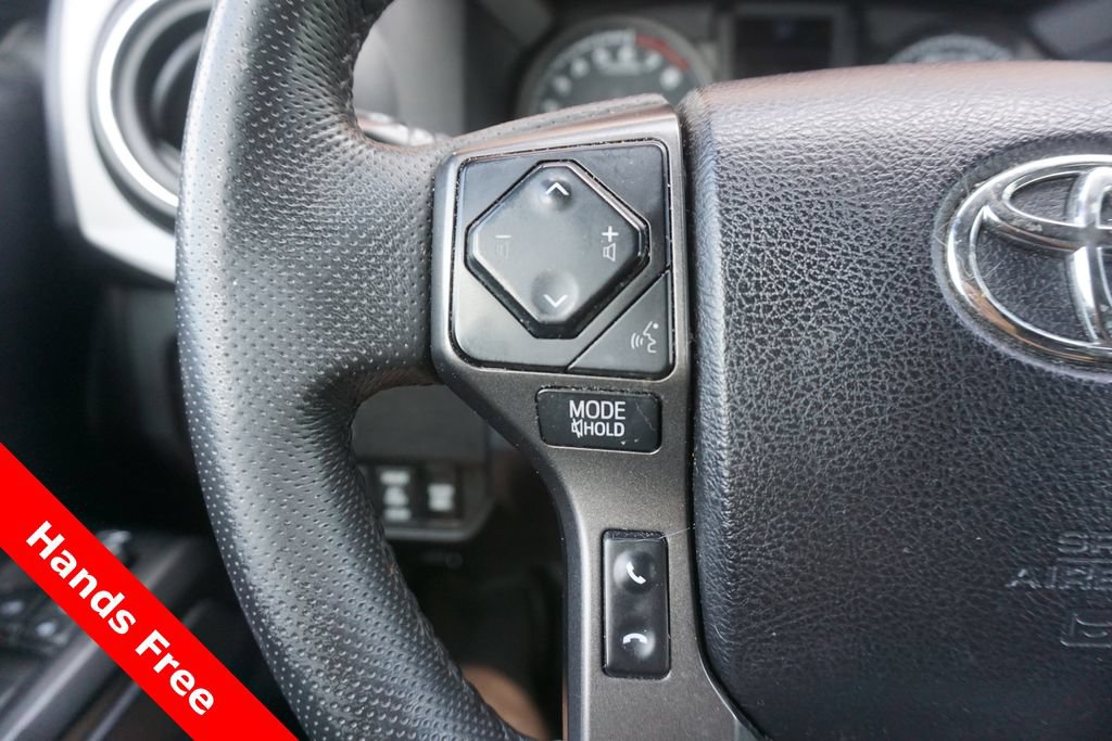 Used 2021 Toyota Tacoma TRD Off-Road w/ Blackout Package (TMS) AWD/4WD image 4