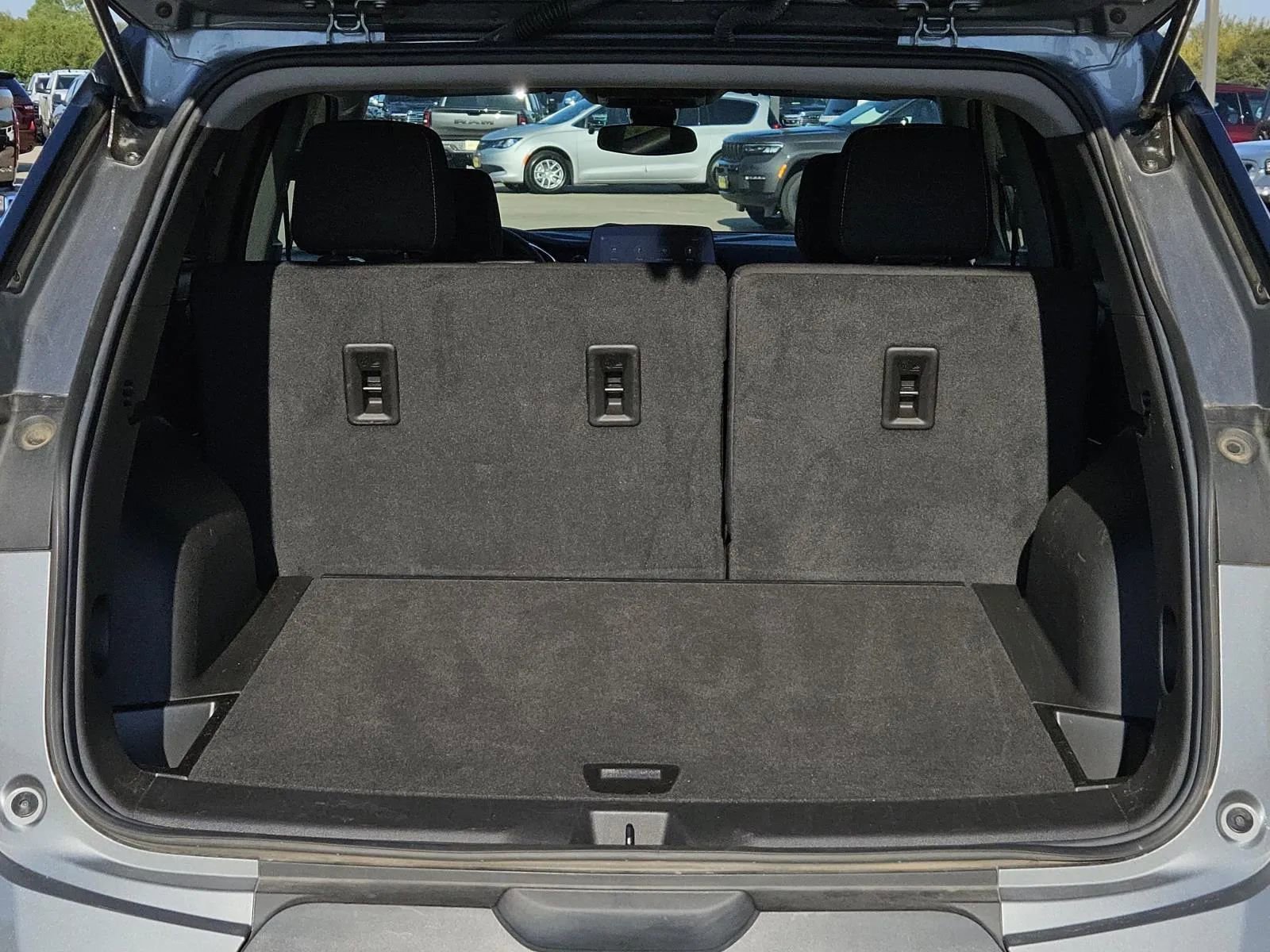 Used 2025 Chevrolet Blazer LT image 8