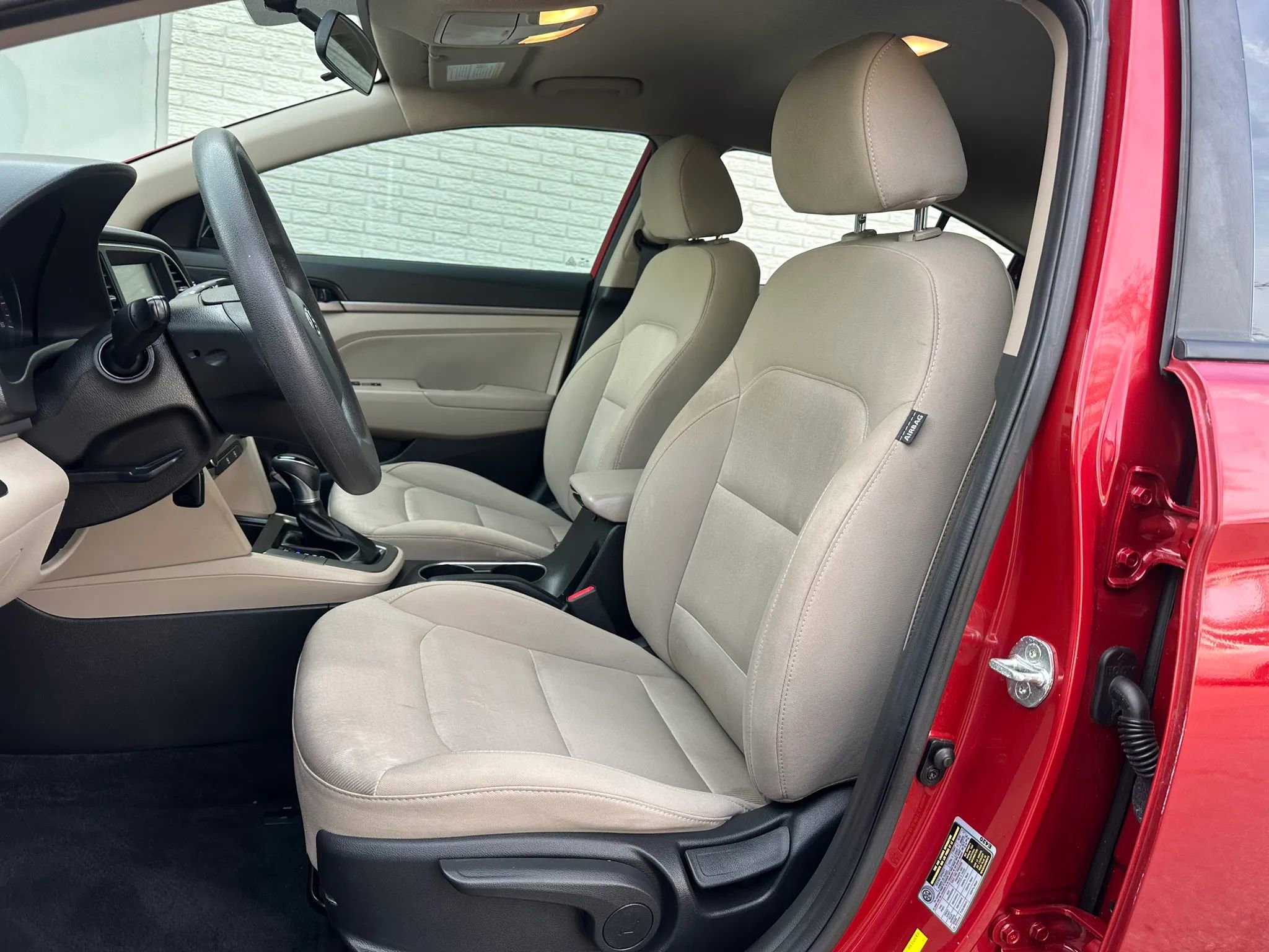 Used 2018 Hyundai Elantra SEL FWD image 14