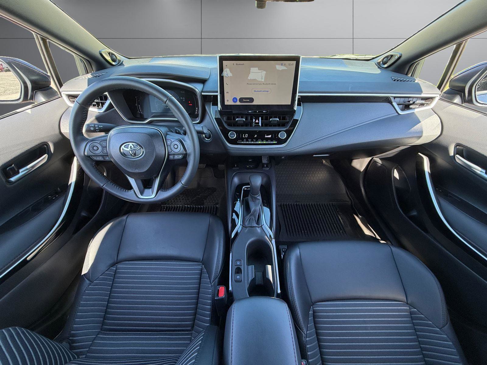 Used 2025 Toyota Corolla XSE image 11