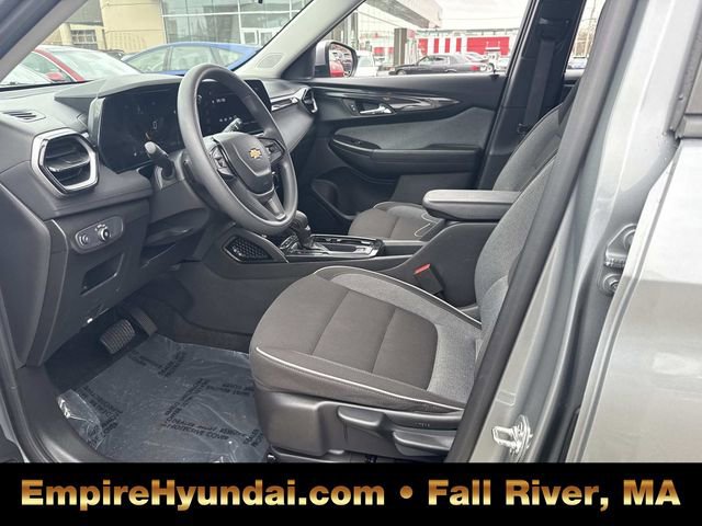 Used 2025 Chevrolet TrailBlazer LT image 18