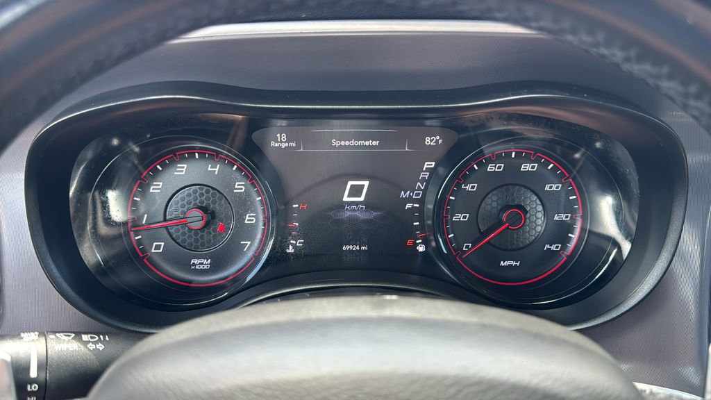 Used 2022 Dodge Charger SXT w/ Blacktop Package image 27