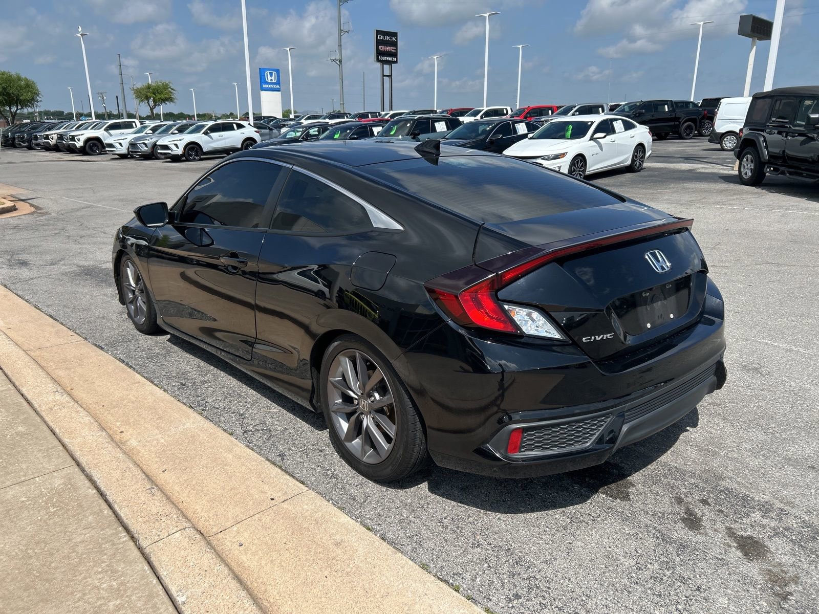 Used 2020 Honda Civic EX image 7