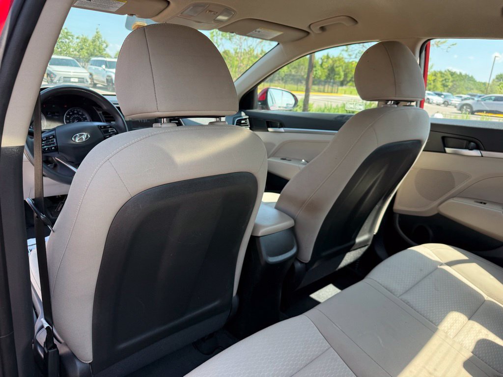 Used 2019 Hyundai Elantra SE FWD image 23