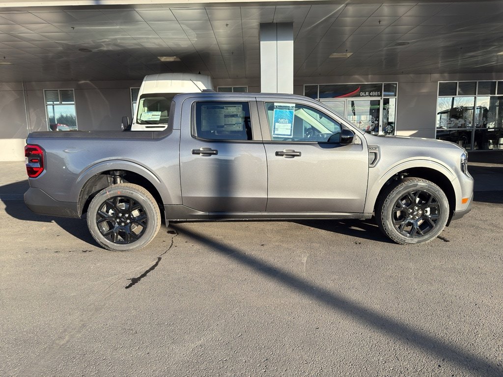 New 2026 Ford Maverick XLT w/ XLT Luxury Package AWD/4WD image 3