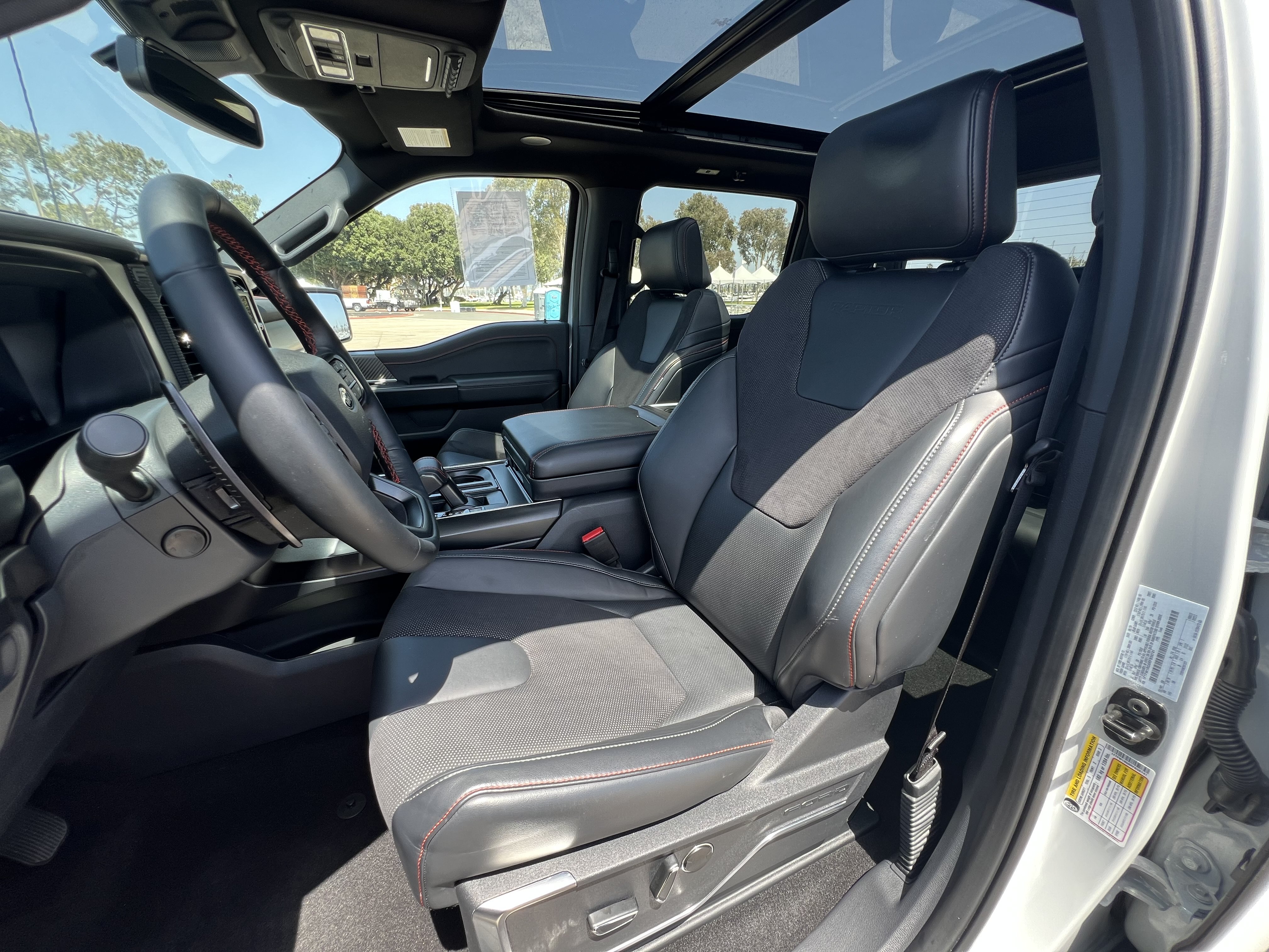 Used 2024 Ford F150 Raptor AWD/4WD image 13