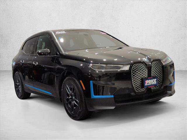 Used 2023 BMW iX xDrive50 w/ Convenience Package image 3