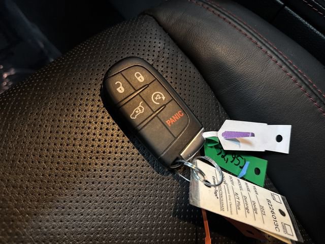 Certified 2025 Dodge Durango R/T image 25