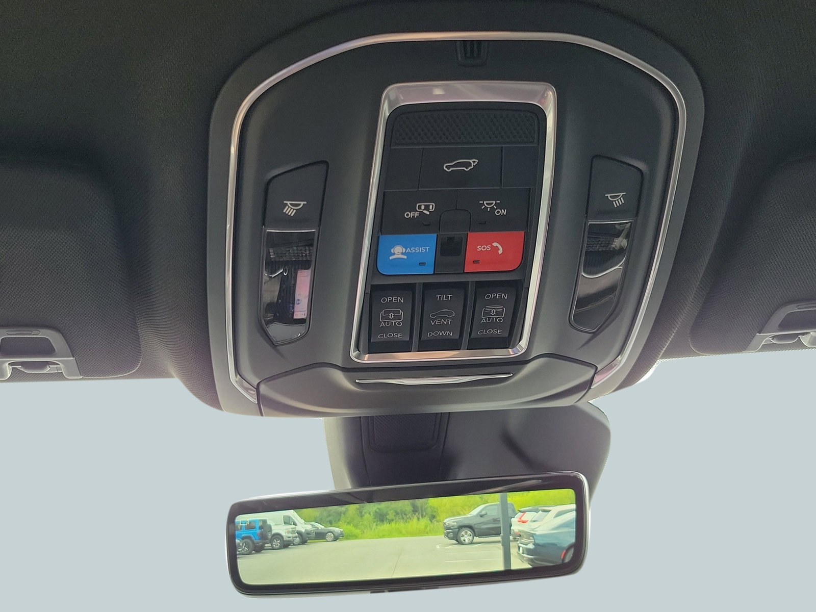 New 2026 Jeep Grand Cherokee L Limited AWD/4WD image 17