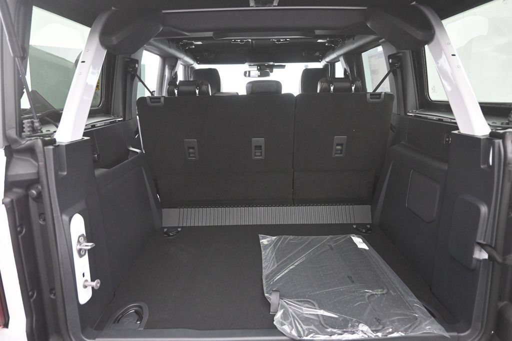 New 2026 Ford Bronco Outer Banks AWD/4WD image 12