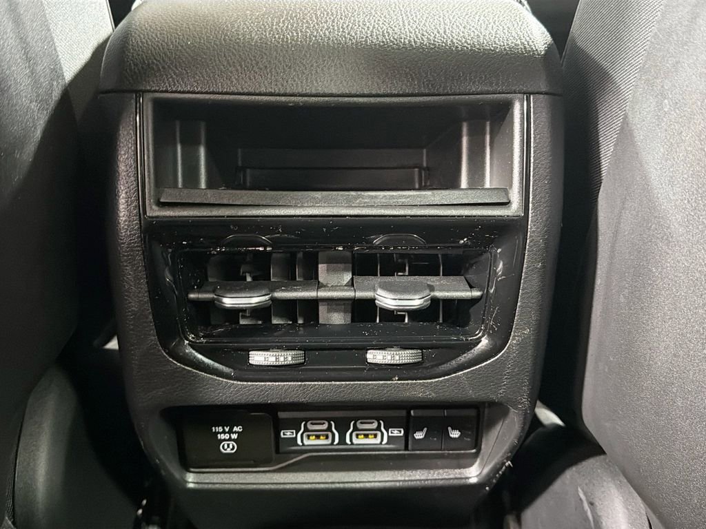 Used 2022 Jeep Grand Cherokee Overland AWD/4WD image 29