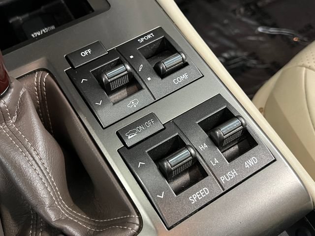Used 2015 Lexus GX 460 Luxury AWD/4WD image 31
