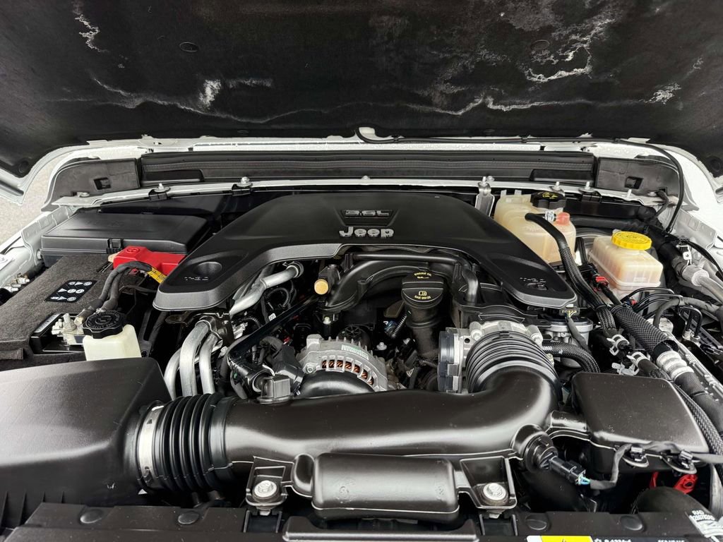 Used 2020 Jeep Wrangler Unlimited Sport image 26