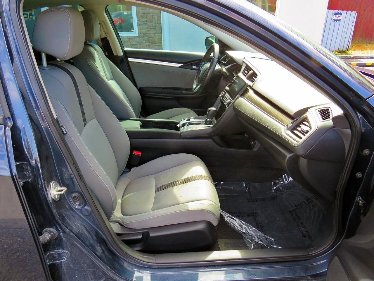 Used 2019 Honda Civic EX image 12