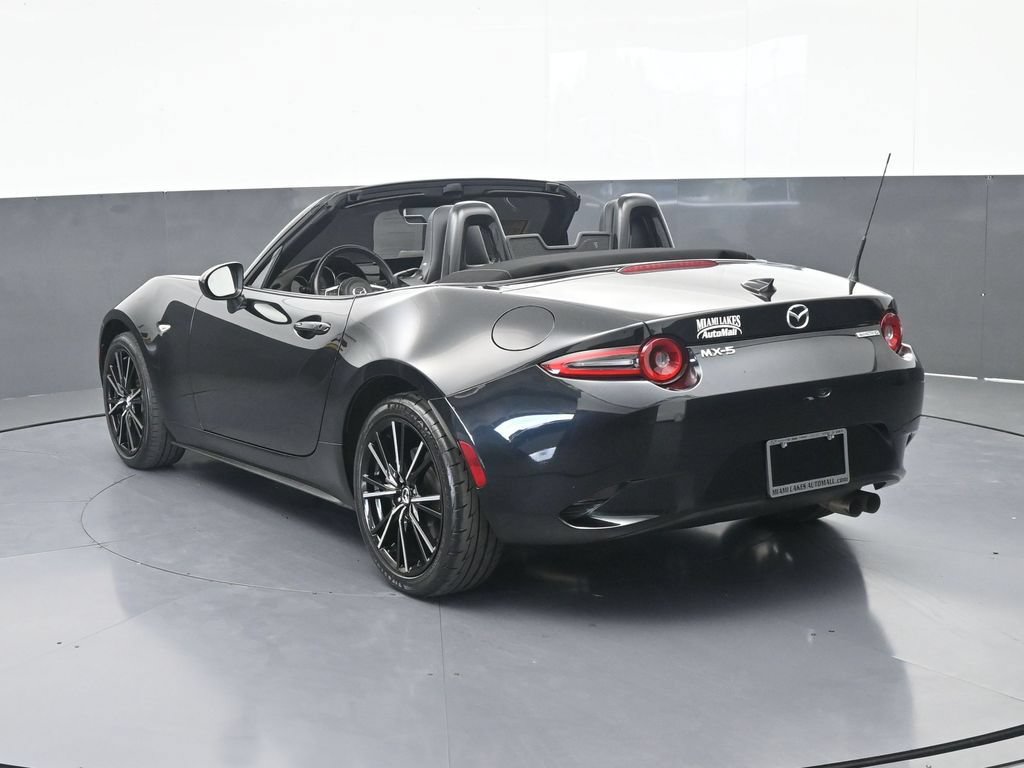 Used 2024 MAZDA MX-5 Miata Grand Touring w/ Weather Package RWD image 4