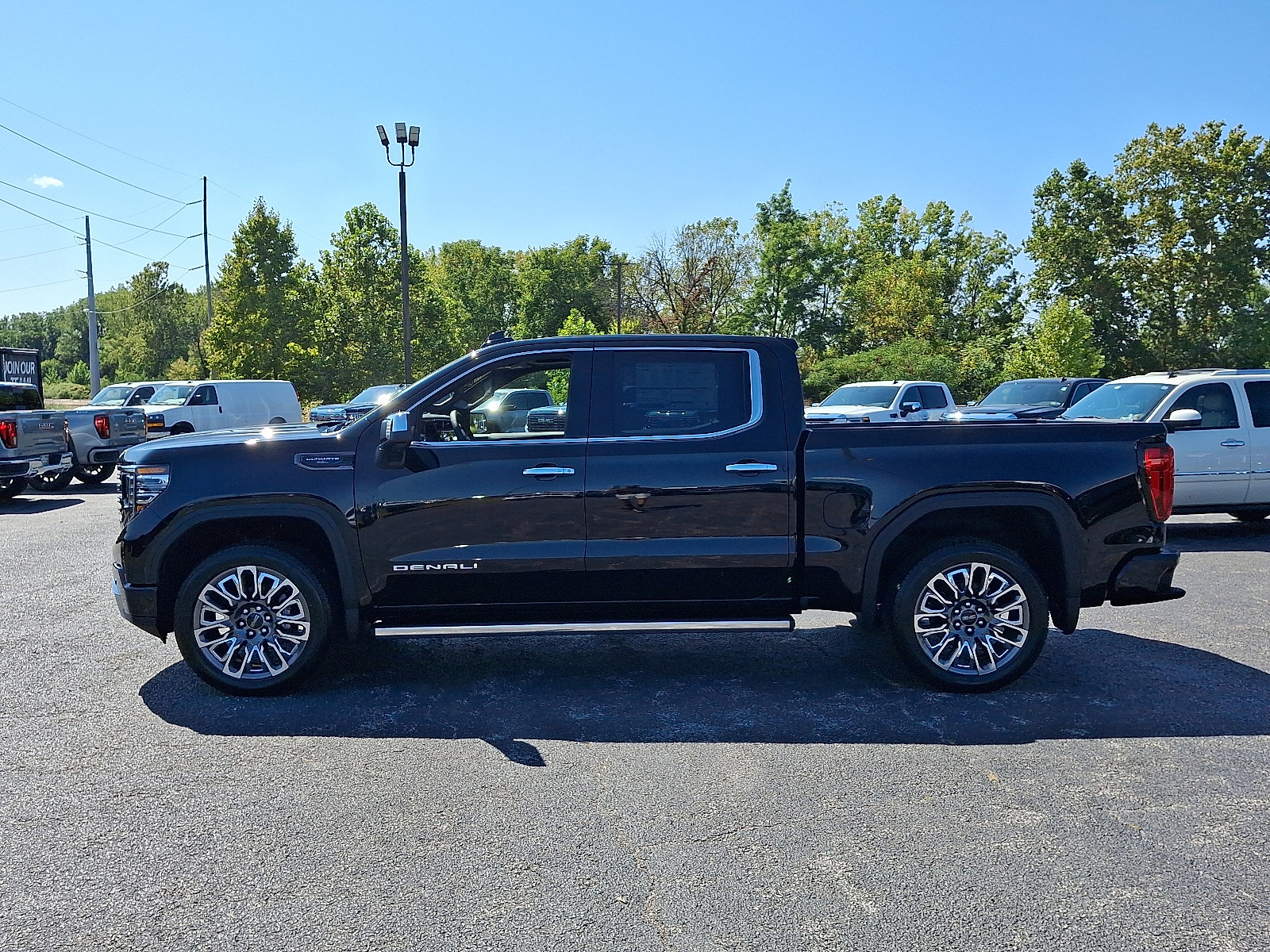 New 2026 GMC Sierra 1500 Denali Ultimate image 4