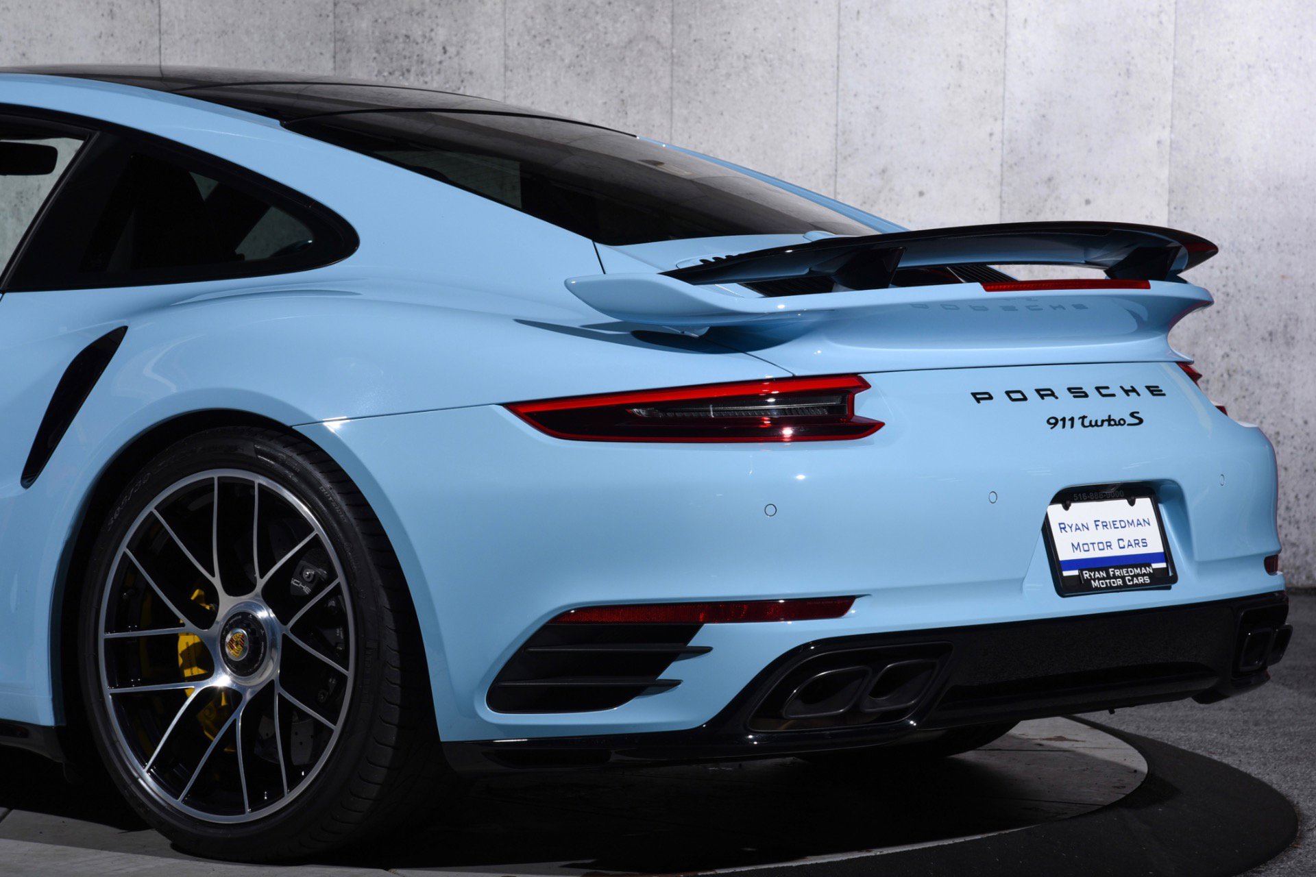Used 2017 Porsche 911 Turbo S AWD/4WD image 17