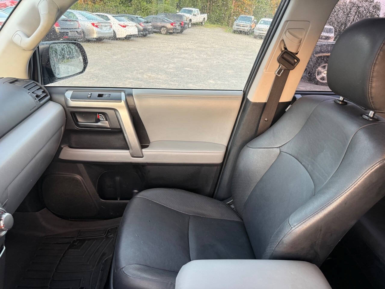 Used 2012 Toyota 4Runner SR5 w/ Convenience Pkg RWD image 27