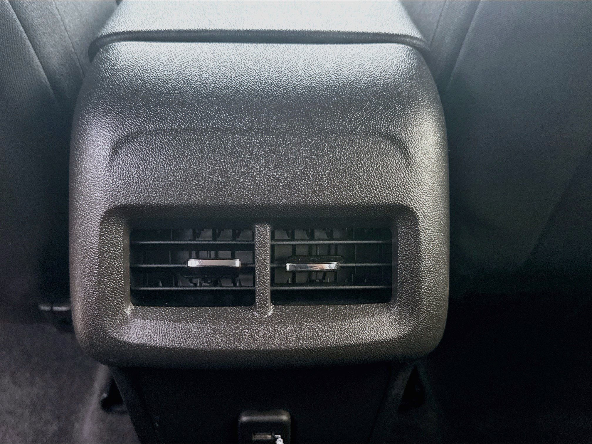 Used 2020 Chevrolet Equinox LT FWD image 20