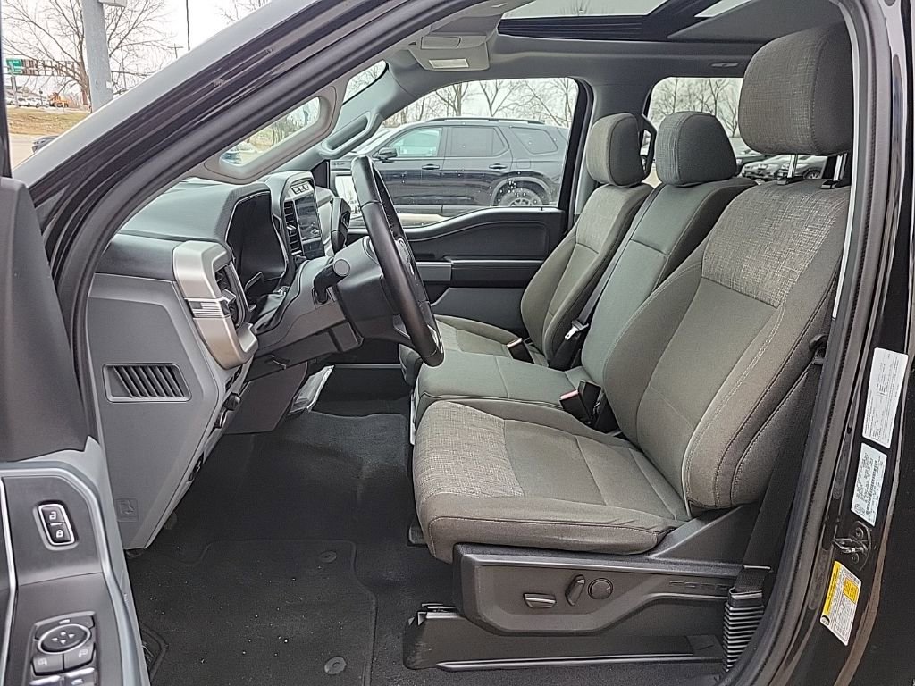 Used 2023 Ford F150 XLT w/ Equipment Group 302A High image 8