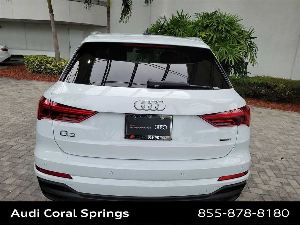 Certified 2023 Audi Q3 2.0T Premium w/ Convenience Package image 5