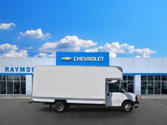 New 2026 Chevrolet Express 3500 w/ Power Convenience Package RWD video 2