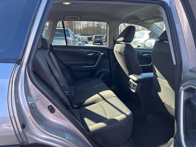 Used 2024 Toyota RAV4 XLE image 18