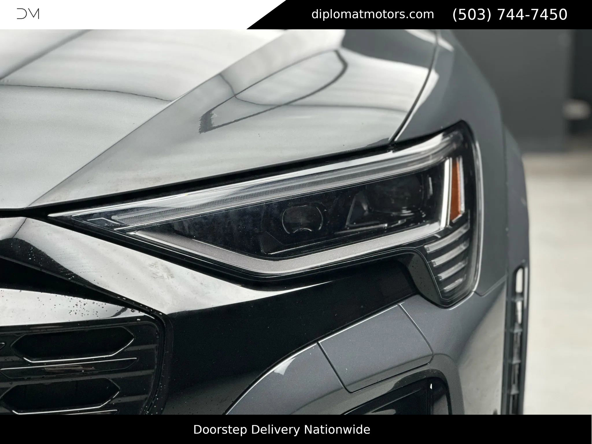 Used 2024 Audi Q8 e-tron Prestige w/ Prestige Package image 12