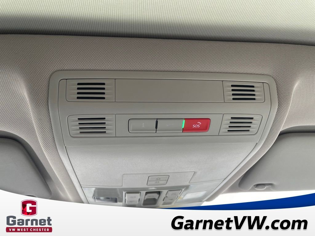 New 2026 Volkswagen Taos SE image 30