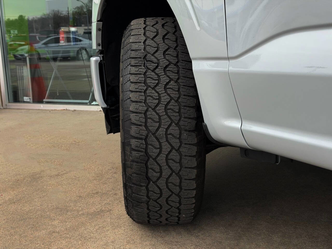 Used 2025 Ford F150 STX image 38