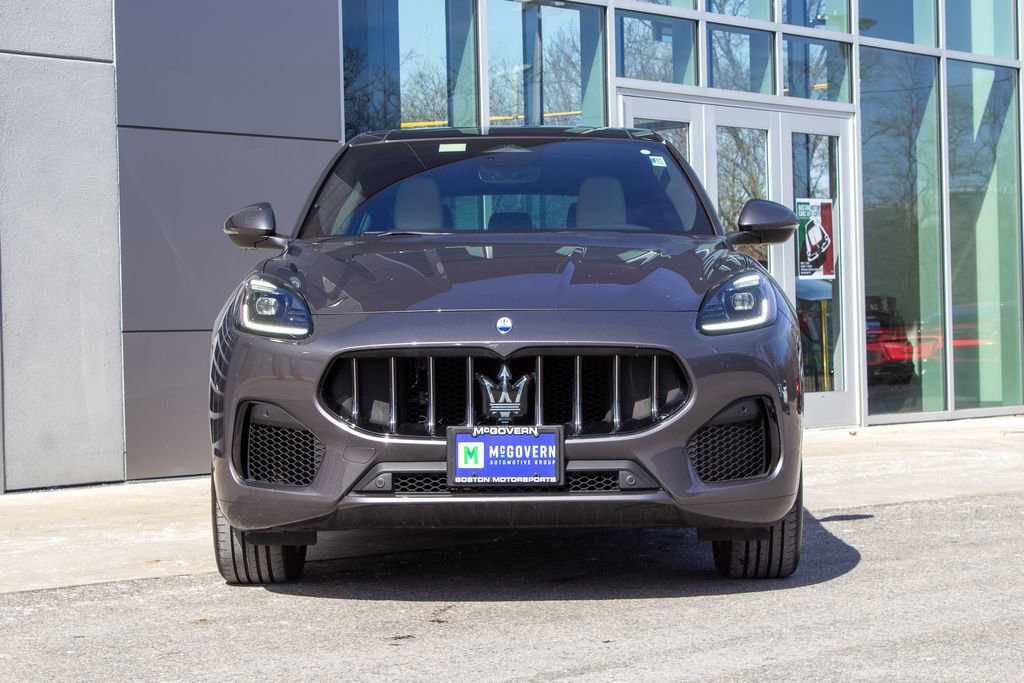 Used 2024 Maserati Grecale GT image 2
