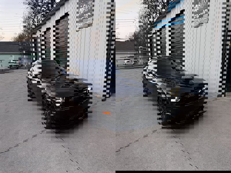 Used 2019 Dodge Challenger R/T Scat Pack w/ Widebody Package image 12