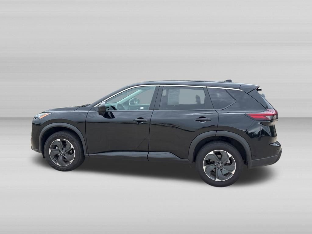 Used 2024 Nissan Rogue SV AWD/4WD image 7