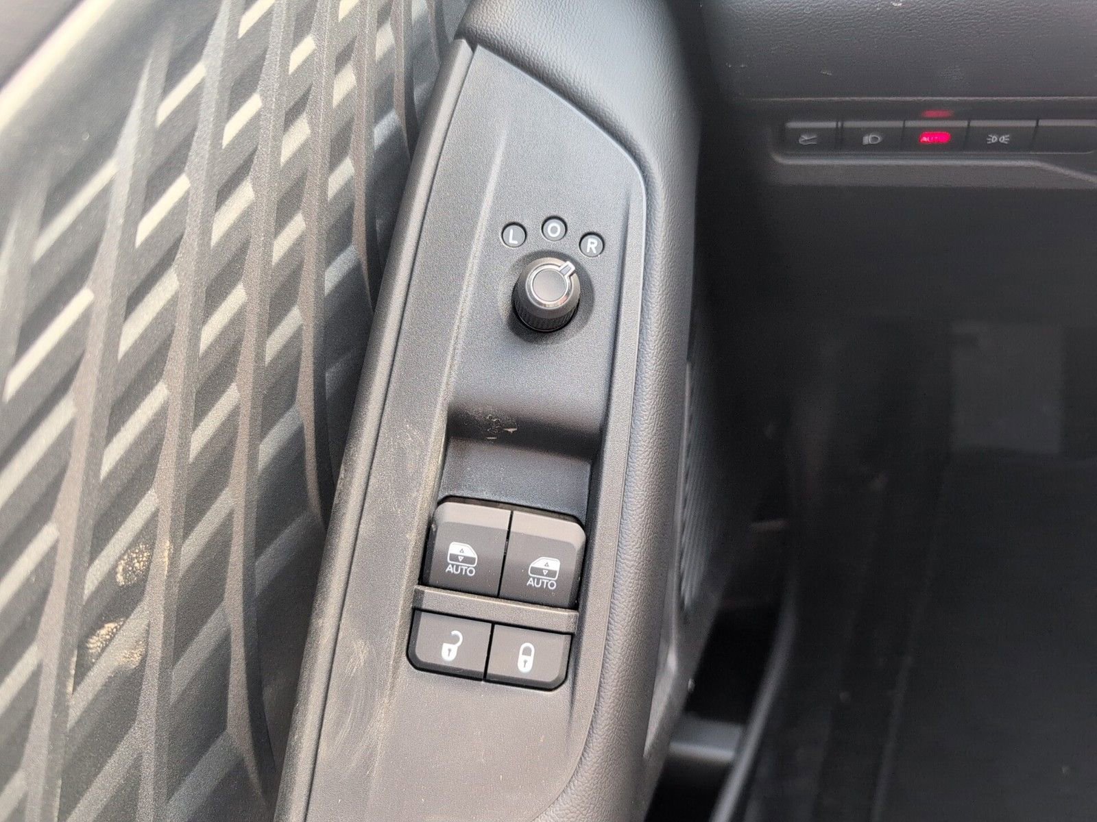 New 2025 Dodge Charger R/T w/ Quick Order Package 25M R/T image 13