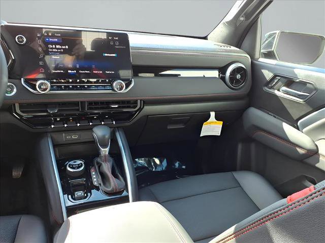 Used 2023 Chevrolet Colorado Z71 w/ Z71 Convenience Package 2 image 9