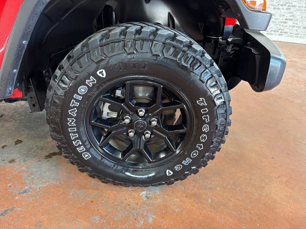 Used 2024 Jeep Gladiator Sport image 10