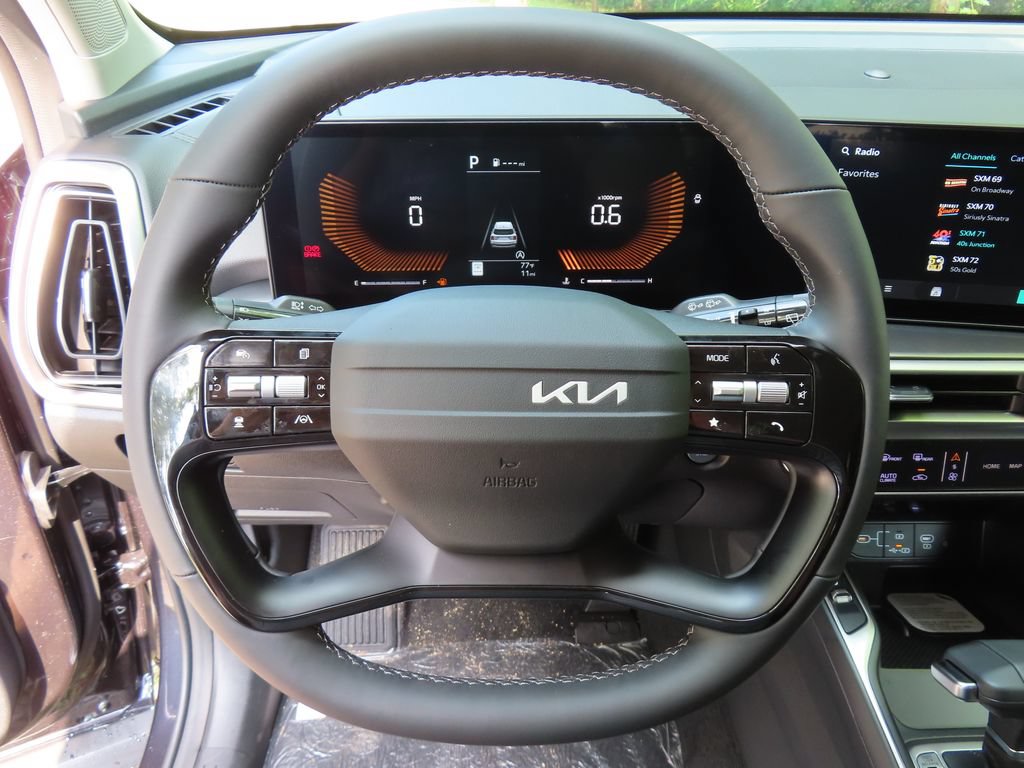 New 2026 Kia Sorento S w/ S Panoramic Sunroof Package FWD image 4