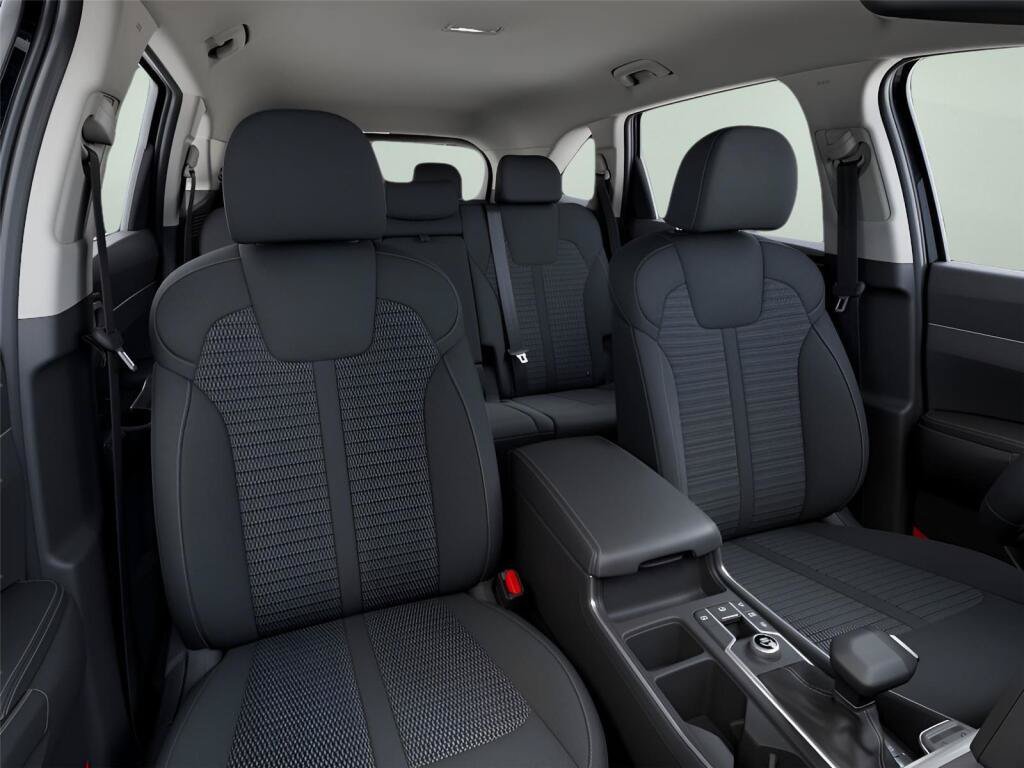 New 2026 Kia Sorento LX FWD image 11