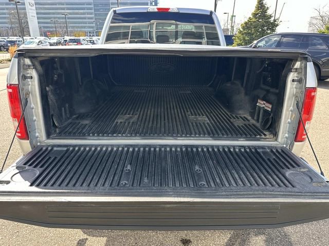 Used 2016 Ford F150 XLT w/ Equipment Group 302A Luxury AWD/4WD image 9