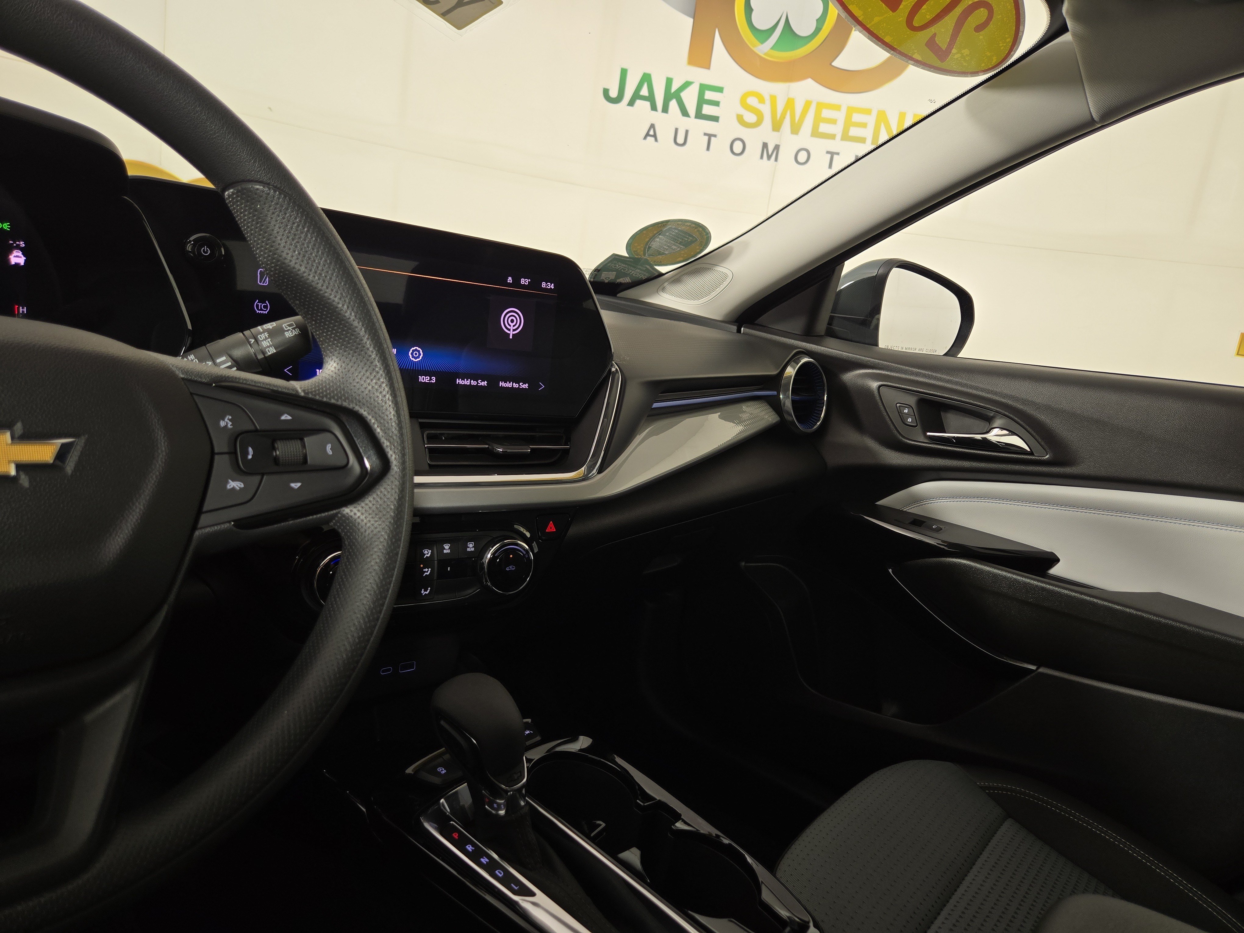 Used 2026 Chevrolet Trax LT FWD image 22