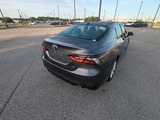 Certified 2024 Toyota Camry LE FWD image 5