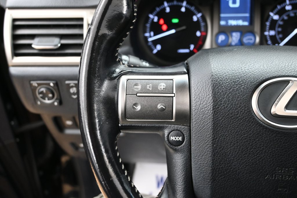 Used 2017 Lexus GX 460 Premium w/ Premium Package AWD/4WD image 13