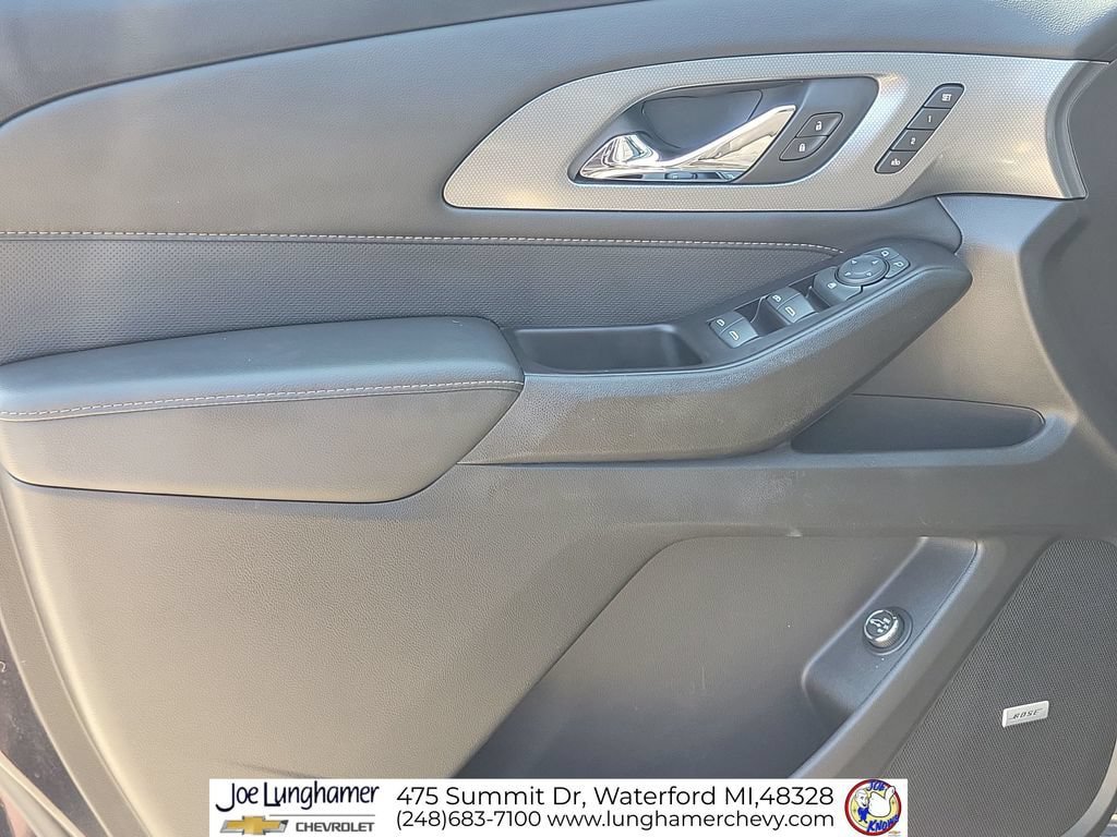 Certified 2020 Chevrolet Traverse Premier FWD image 24