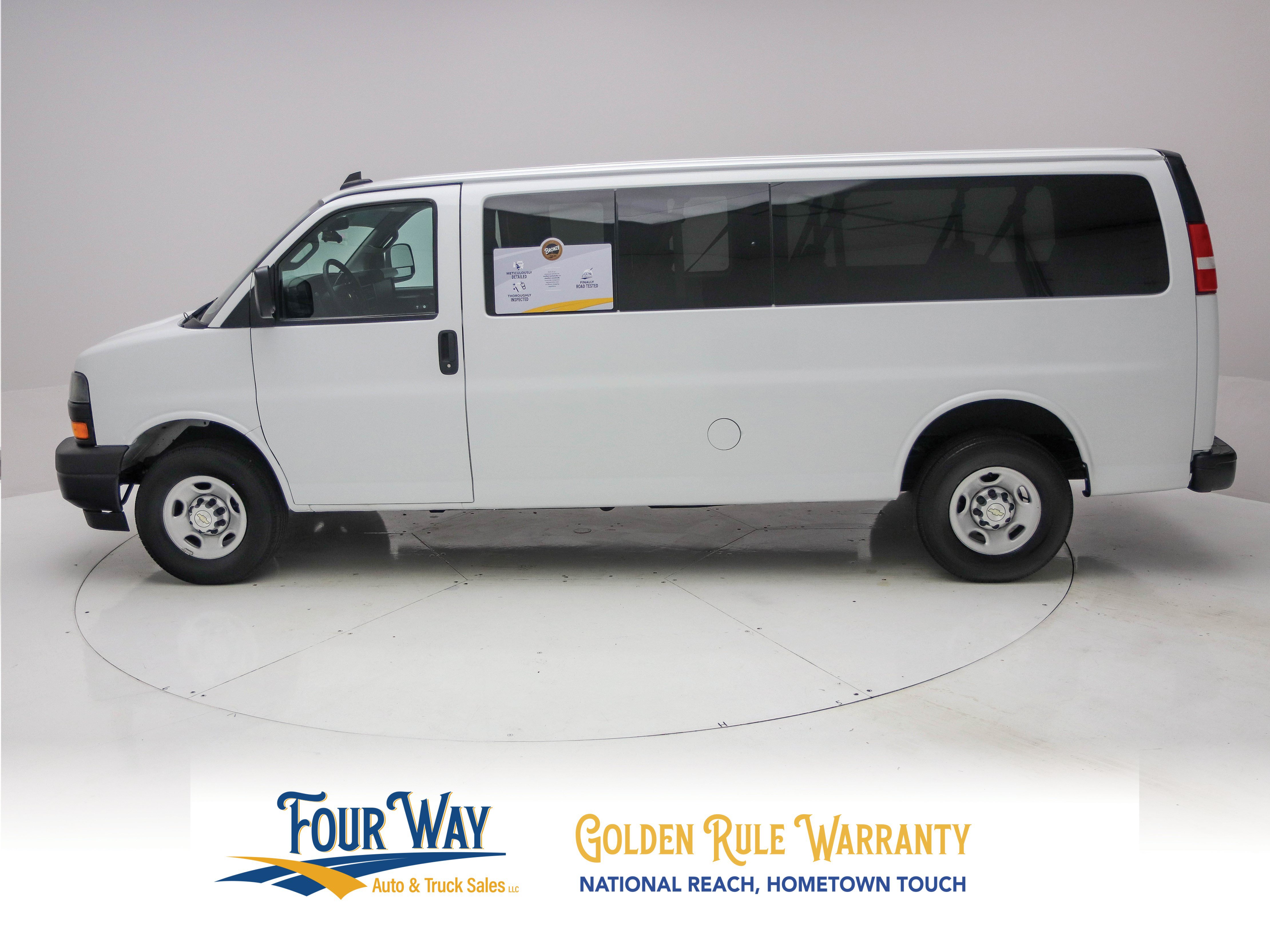 Used 2023 Chevrolet Express 3500 LS RWD image 7